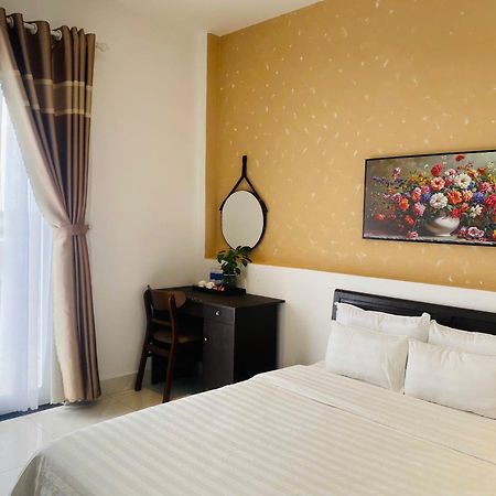 Khach San Romo Hotel Quang Ngai Exterior photo