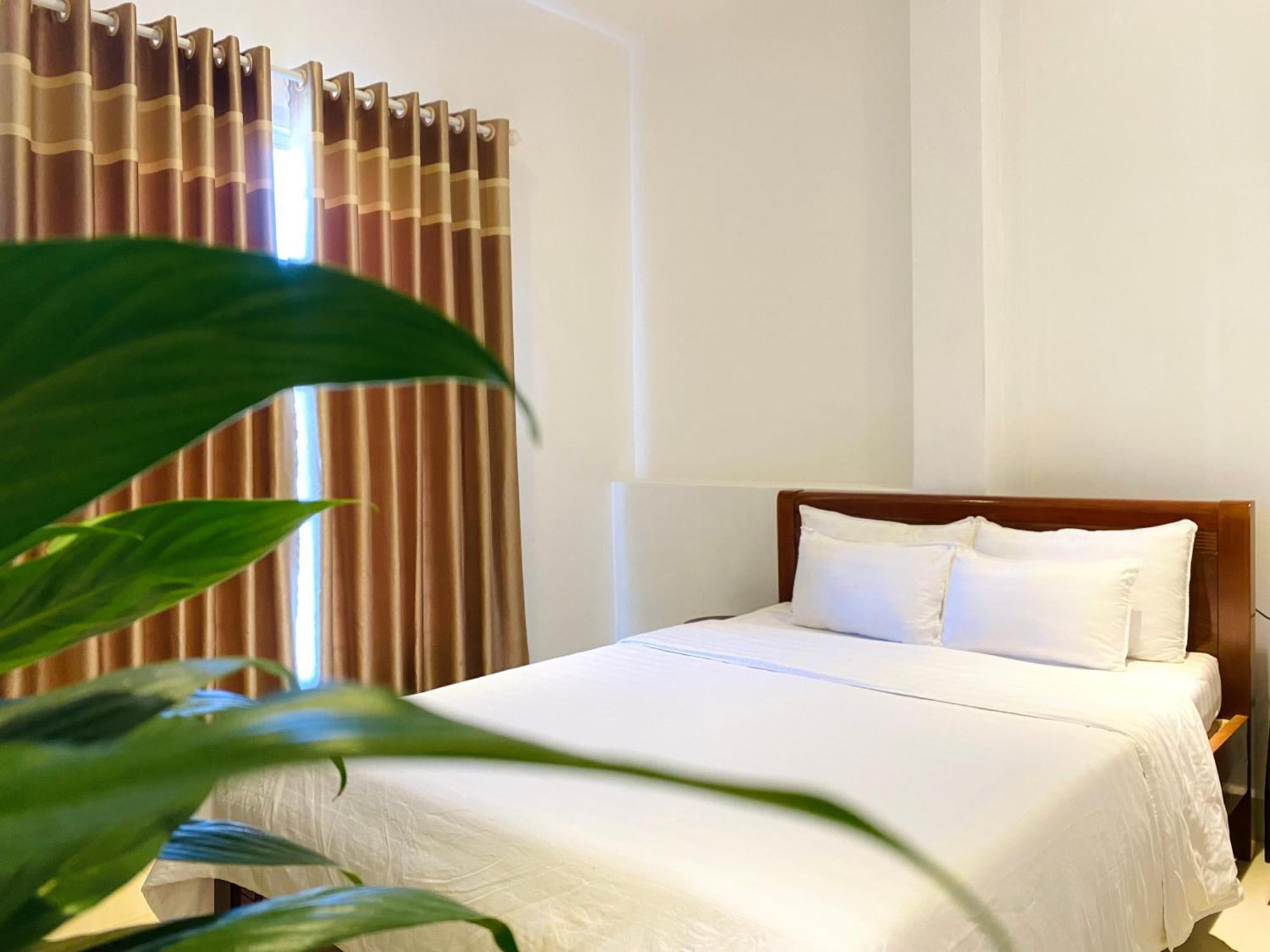 Khach San Romo Hotel Quang Ngai Exterior photo