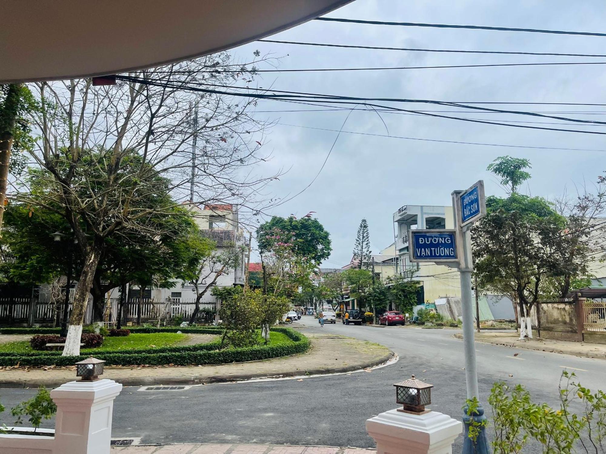 Khach San Romo Hotel Quang Ngai Exterior photo