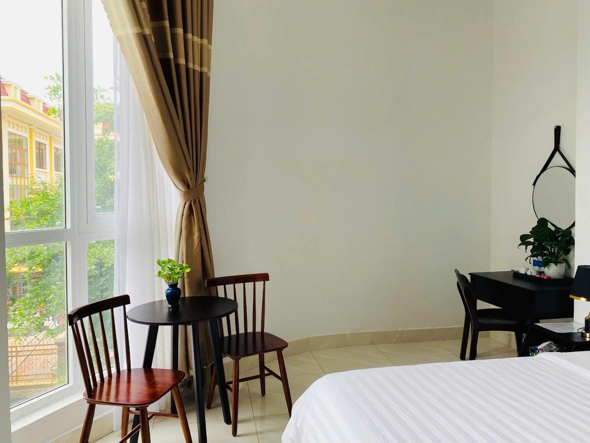 Khach San Romo Hotel Quang Ngai Exterior photo